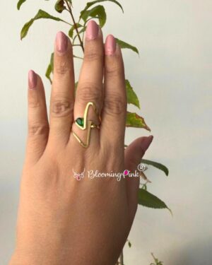 Z Green Stone Ring
