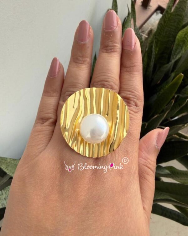 Round Pearl Ring