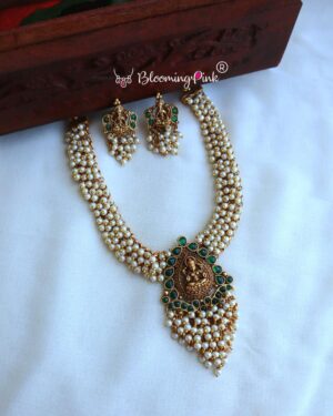 Rukmini Pearl Studded Short Necklace