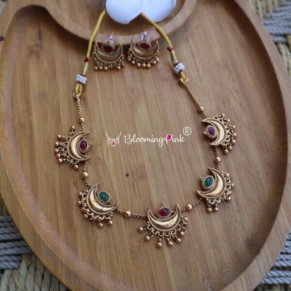 Chandrakanta Necklace