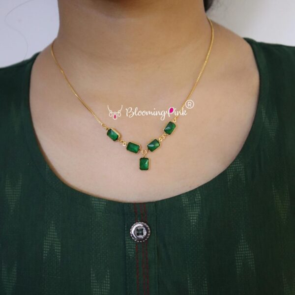 10 Box Sufi Necklace