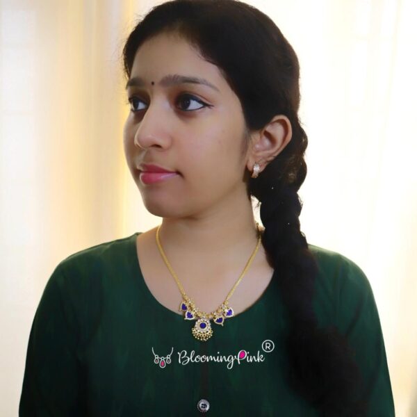 Gold Replica Palakka short Necklace