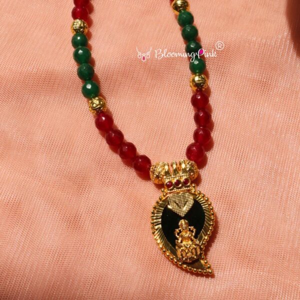 Lalitha Agates Palakka Necklace