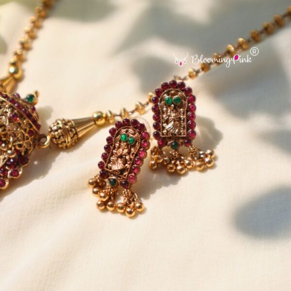 RadhaKrishna Necklace