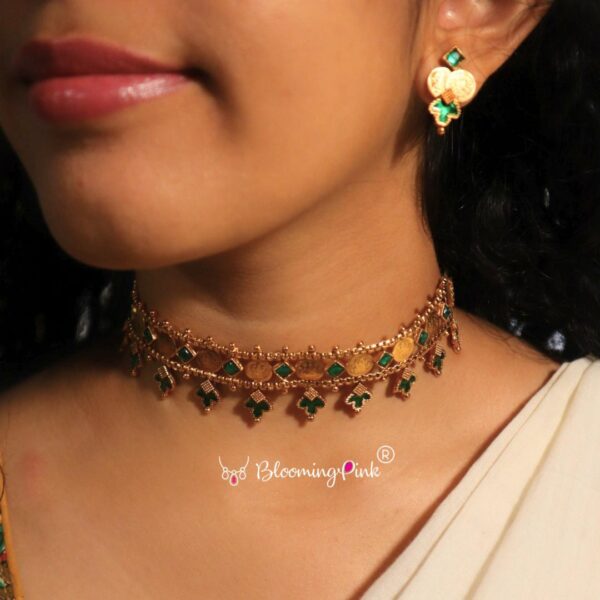 Manjari Coin Palakka Choker