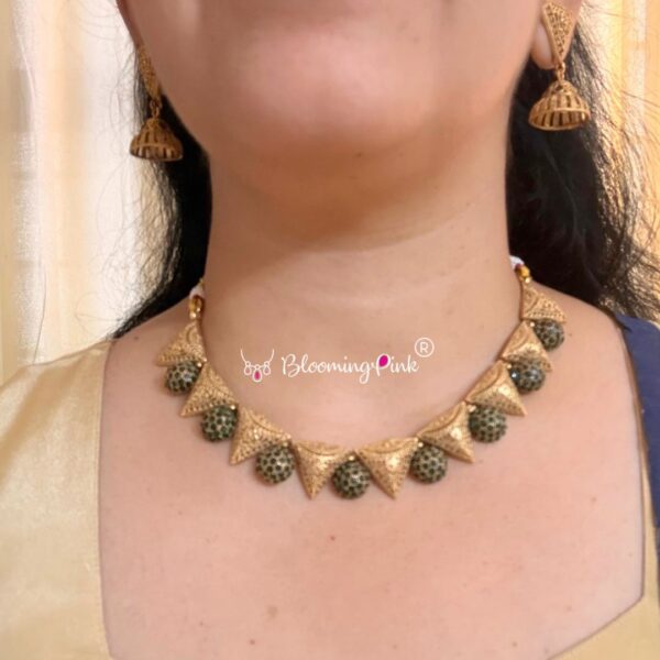 Triangle Short Necklace
