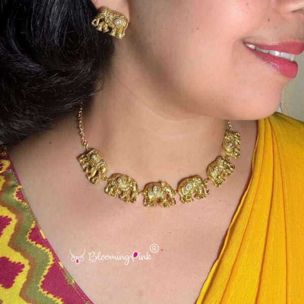 Golden Haathi Choker
