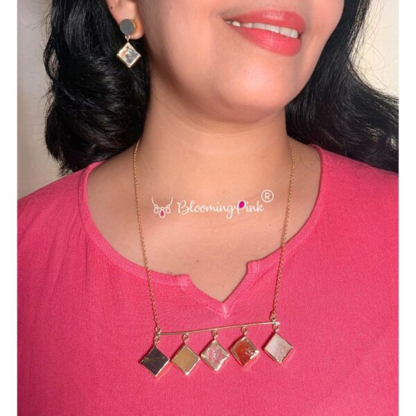 Joola Raw Crystal Chain